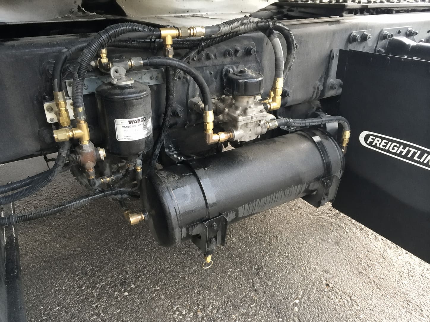Commercial truck air brake assembly Heavy duty truck air brake system components